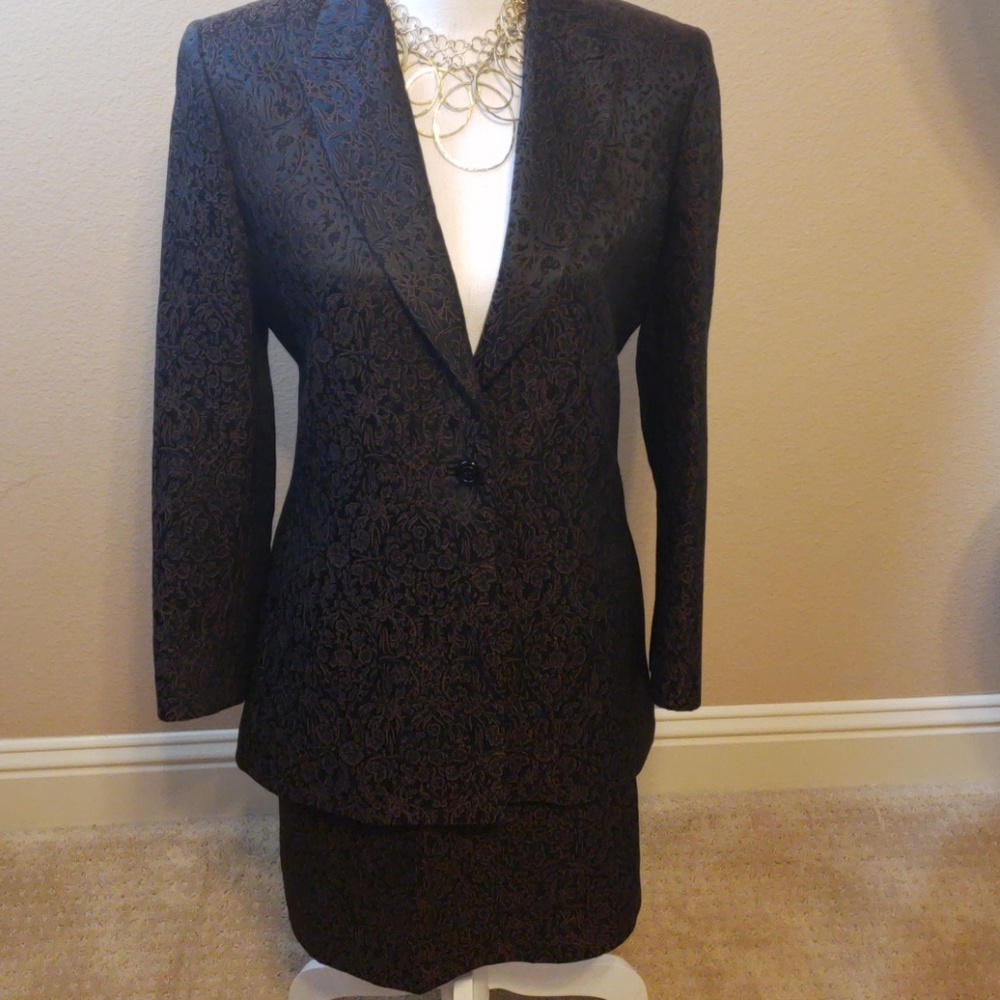 Garfield & Marks Suit